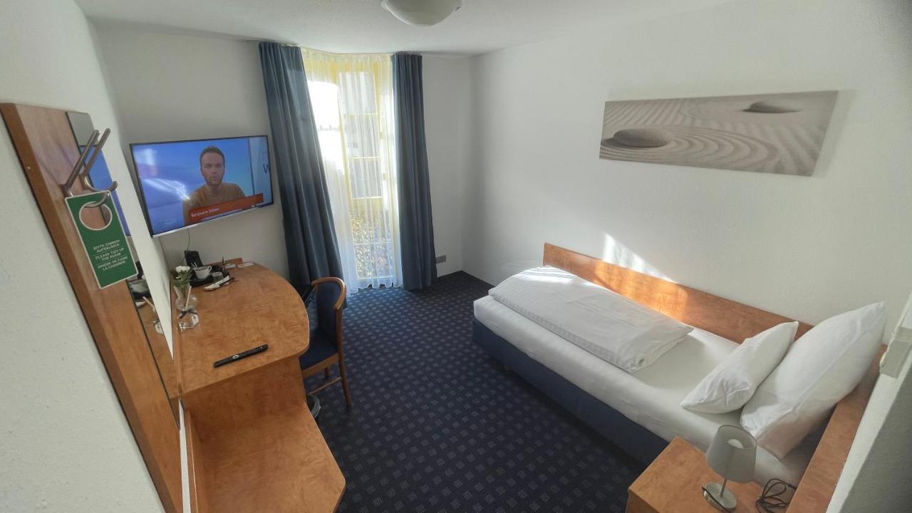 Krystall Hotel Filderstadt Exteriér fotografie